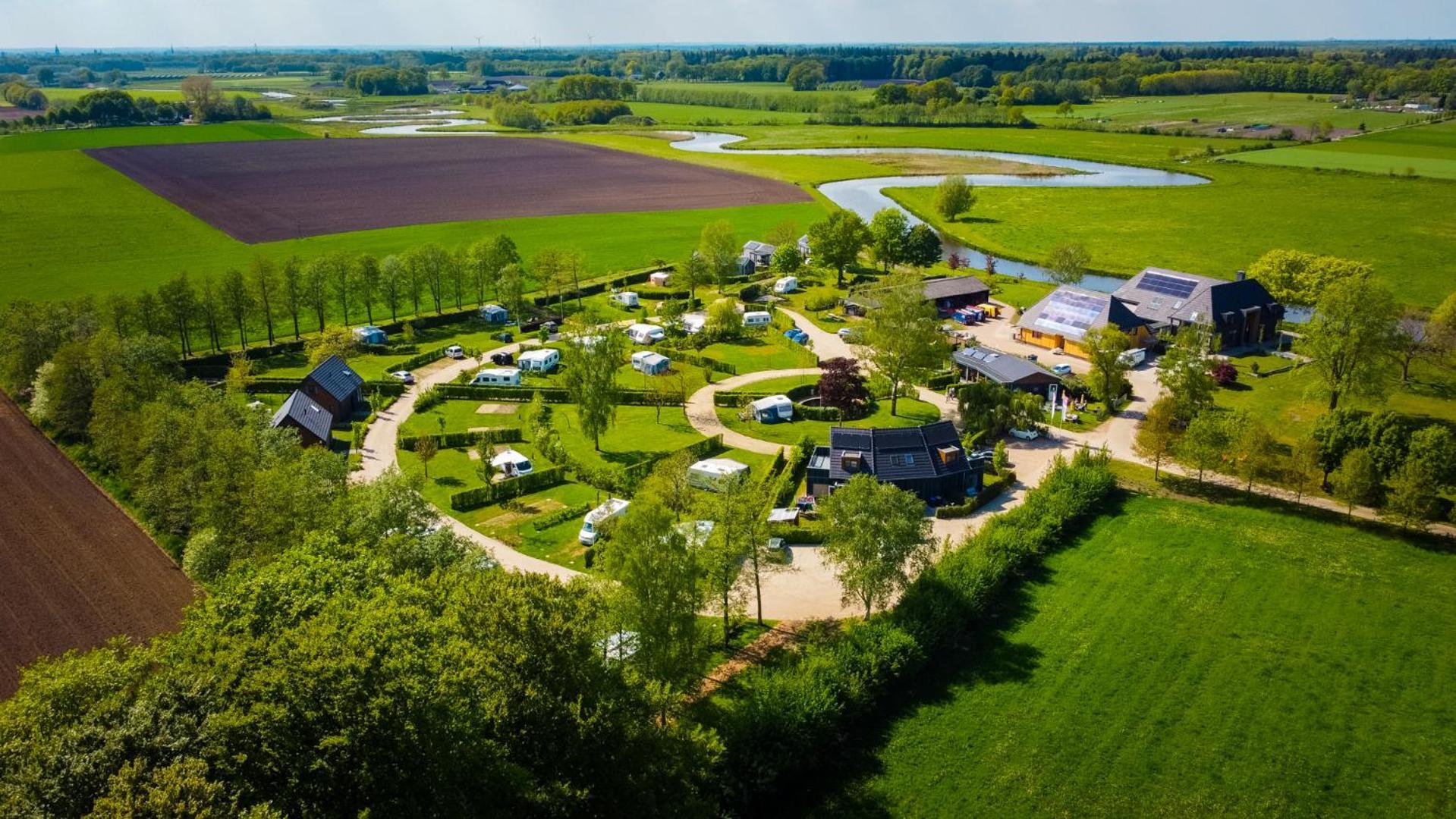 Eco Holiday Home อัลเมิน ภายนอก รูปภาพ